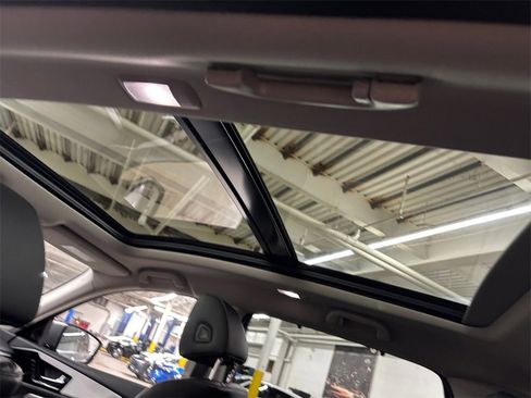 Certified 2023 Acura MDX SH-AWD w/ Technology Package image 31