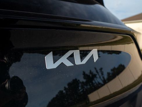 Used 2025 Kia Sportage EX w/ Premium Package AWD/4WD image 10