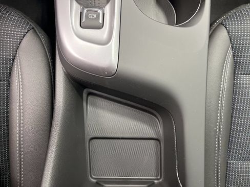 New 2026 Buick Envista Sport Touring w/ Convenience I Package FWD image 18