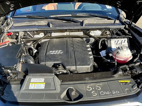 Used 2021 Audi Q5 2.0T Premium w/ Convenience Package image 30