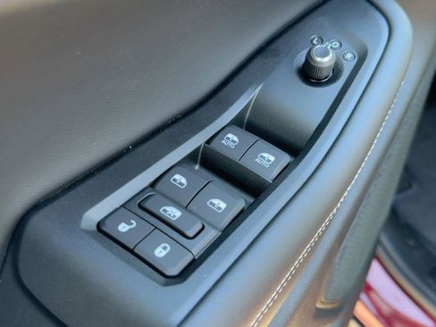 New 2025 Jeep Grand Cherokee Laredo X image 12