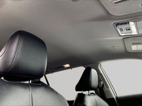 Used 2025 Toyota Grand Highlander FWD image 27