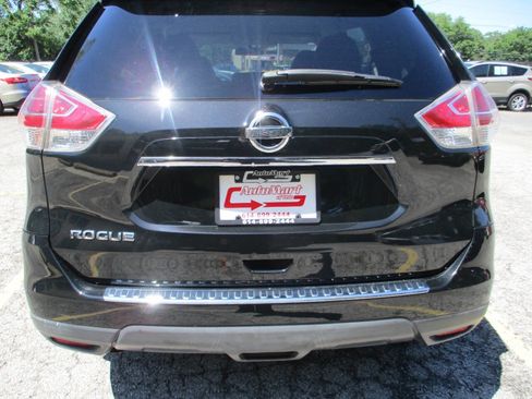 Used 2016 Nissan Rogue SV FWD image 17