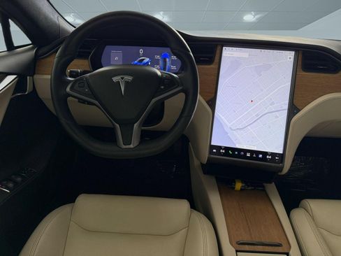 Used 2020 Tesla Model S Long Range AWD/4WD image 29