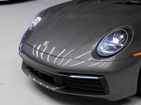 Certified 2024 Porsche 911 Carrera image 33