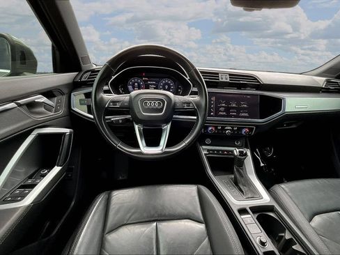 Used 2020 Audi Q3 2.0T Premium w/ Convenience Package AWD/4WD image 8