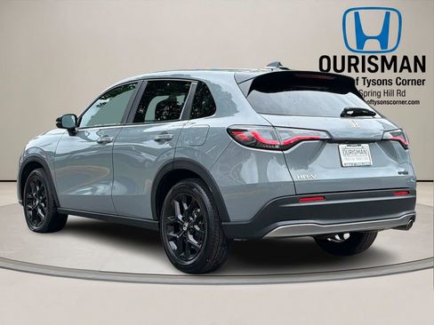 Certified 2025 Honda HR-V Sport image 4