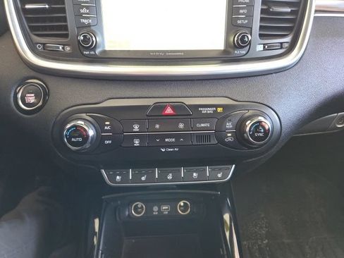 Used 2016 Kia Sorento SX AWD/4WD image 14