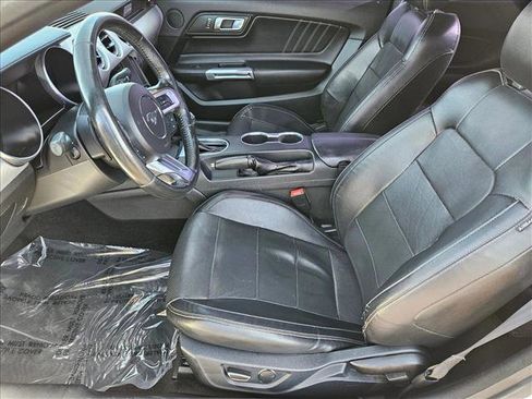 Used 2018 Ford Mustang GT Premium image 15