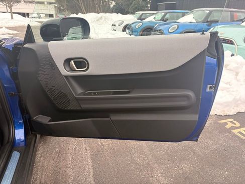 Used 2025 MINI Cooper S image 17