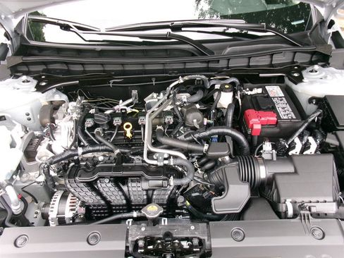 Used 2026 Nissan Altima 2.5 SR FWD image 42