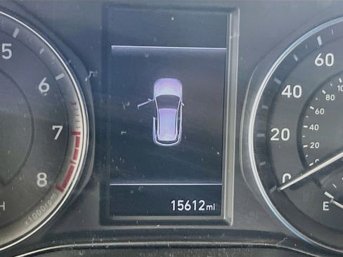 Used 2023 Hyundai Kona SEL AWD/4WD image 12