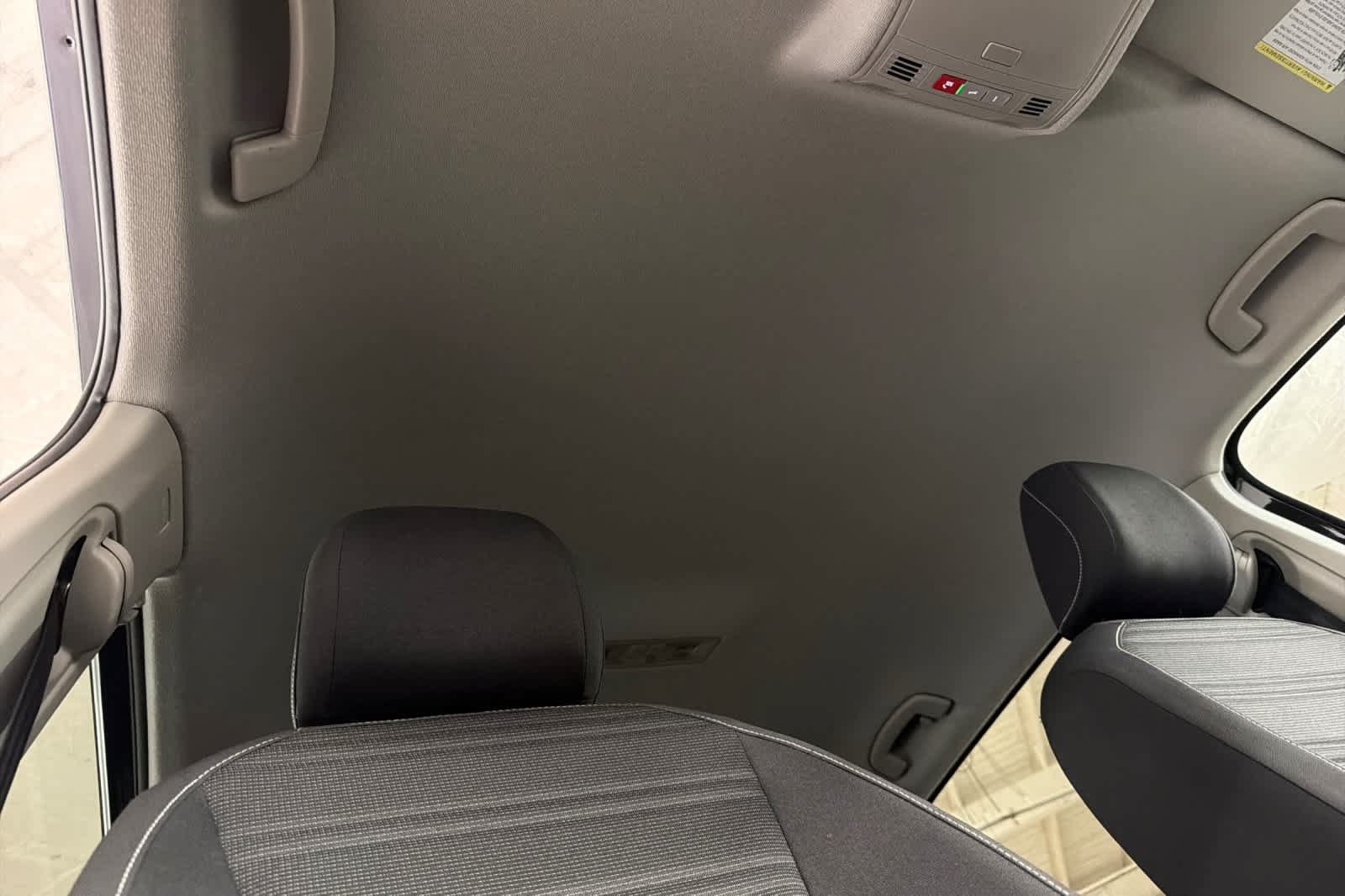 Used 2023 Volkswagen Tiguan S FWD image 17