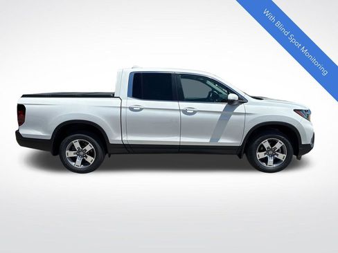 Certified 2024 Honda Ridgeline RTL image 2