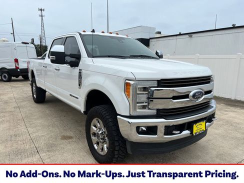 Used 2019 Ford F350 King Ranch w/ King Ranch Ultimate Package AWD/4WD image 1