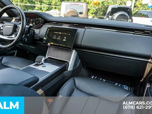 Used 2024 Land Rover Range Rover SE AWD/4WD image 23