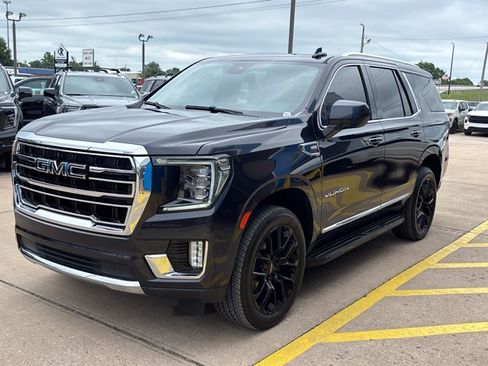 Used 2023 GMC Yukon SLT AWD/4WD image 11
