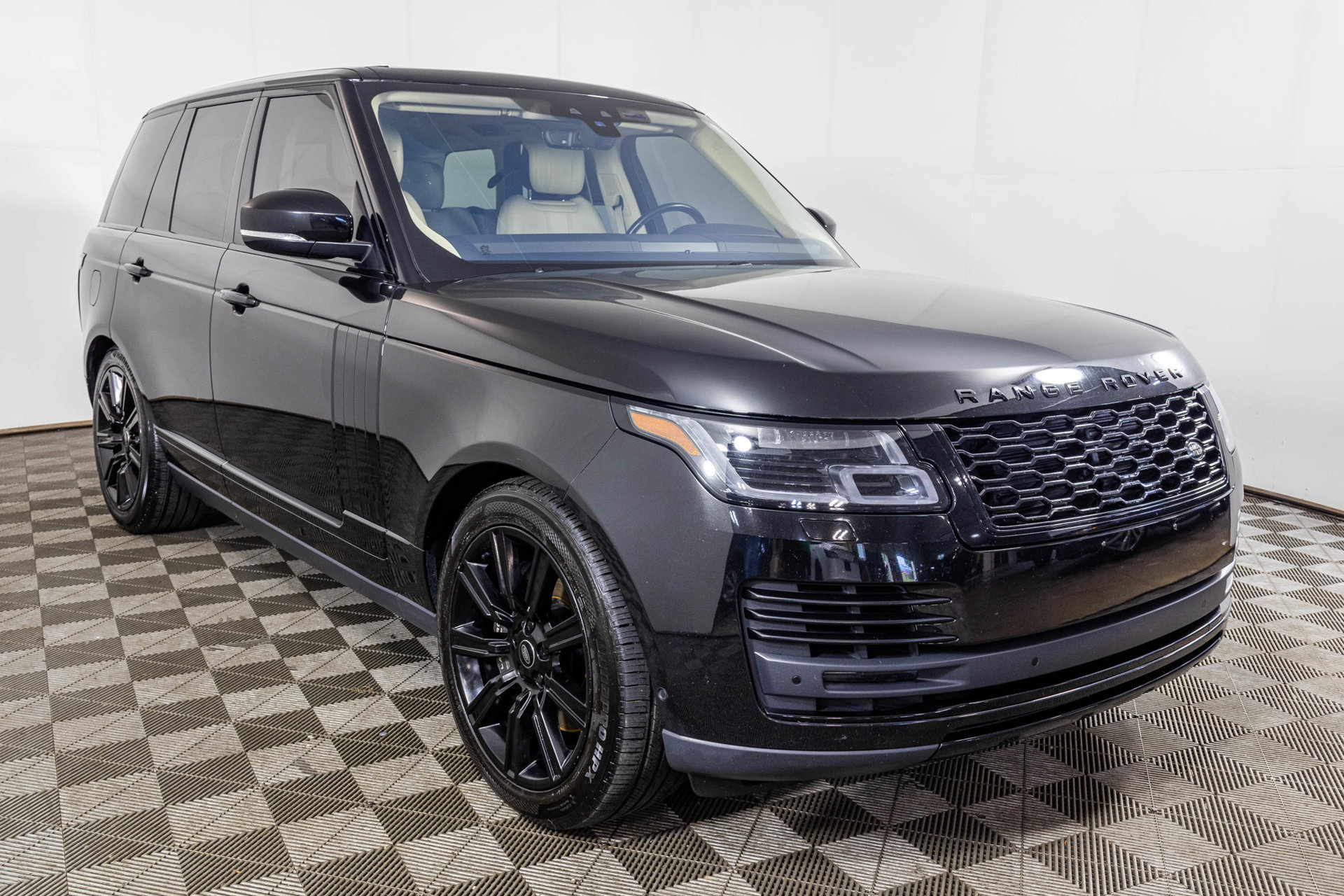 Used 2022 Land Rover Range Rover Westminster Edition AWD/4WD image 17