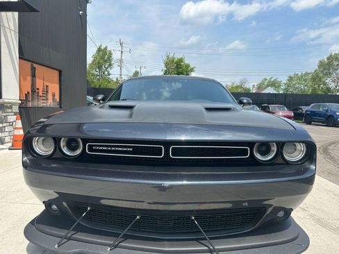 Used 2018 Dodge Challenger SXT Plus RWD image 3