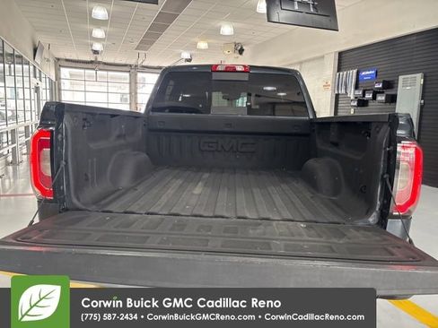Used 2018 GMC Sierra 1500 SLT image 30