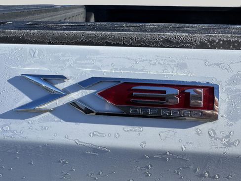 Used 2024 GMC Sierra 1500 Elevation image 11