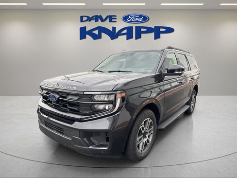 New 2026 Ford Expedition Active AWD/4WD image 4