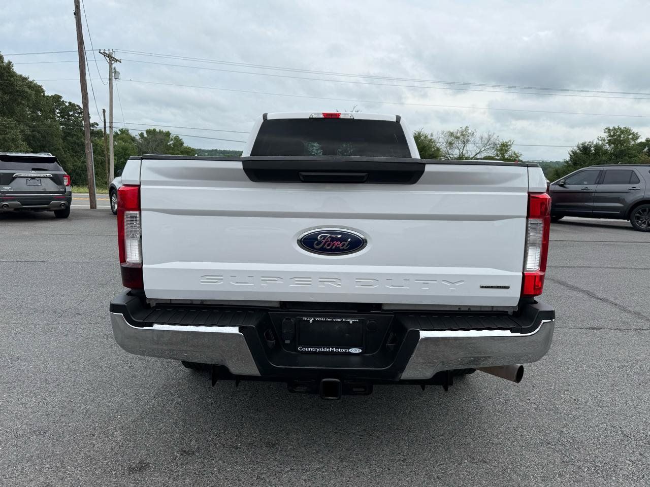 Used 2017 Ford F250 XL w/ Power Equipment Group RWD image 5