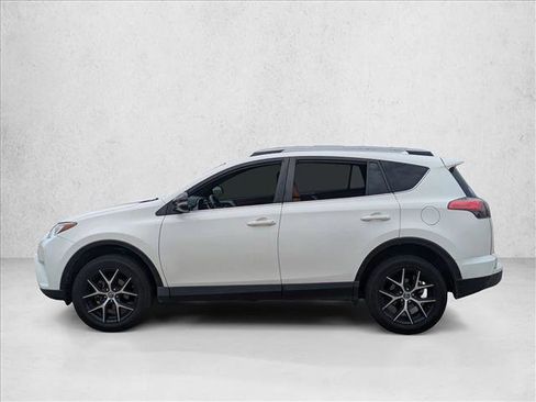 Used 2018 Toyota RAV4 SE w/ Power Extra Value Package FWD image 6