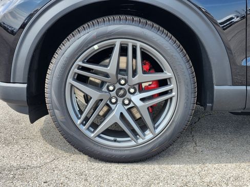 New 2026 Ford Explorer ST-Line w/ ST-Line Street Pack RWD image 8