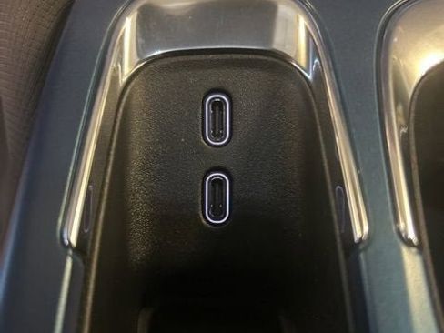 New 2025 Chevrolet Equinox EV LT image 22