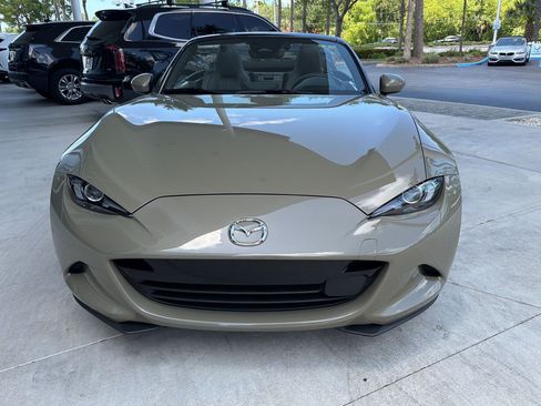 Used 2024 MAZDA MX-5 Miata Grand Touring w/ Weather Package RWD image 6