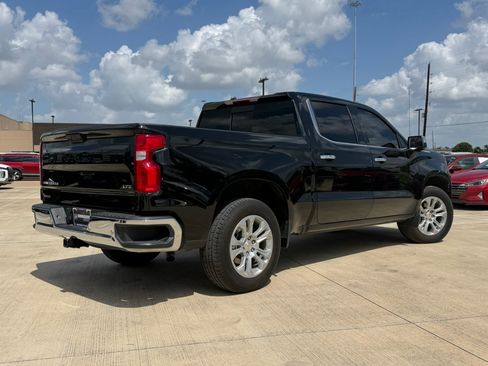 Used 2025 Chevrolet Silverado 1500 LTZ w/ LTZ Convenience Package II RWD image 7