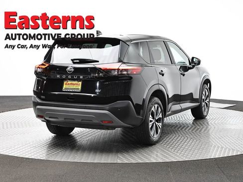 Used 2023 Nissan Rogue SV FWD image 5