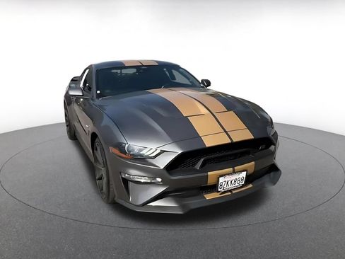 Used 2022 Ford Mustang GT Premium w/ GT Performance Package RWD image 3