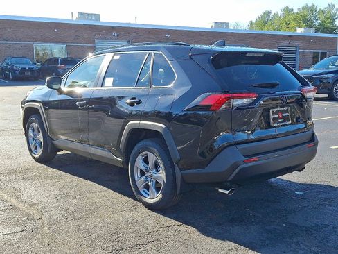 New 2025 Toyota RAV4 XLE image 11