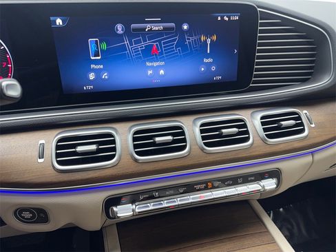 Used 2024 Mercedes-Benz GLE 350 4MATIC image 59