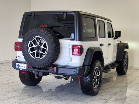 Used 2024 Jeep Wrangler Unlimited Rubicon w/ Safety Group AWD/4WD image 7