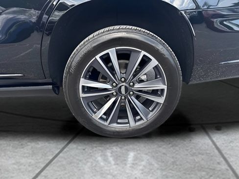Used 2025 Cadillac Escalade Sport AWD/4WD image 28