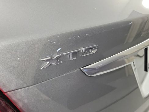 Certified 2024 Cadillac XT5 Premium Luxury w/ Technology Package FWD image 5