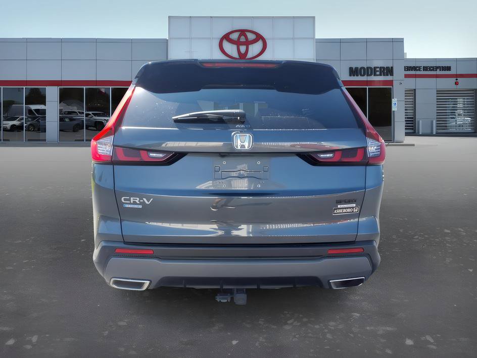 Used 2023 Honda CR-V Sport Touring image 4