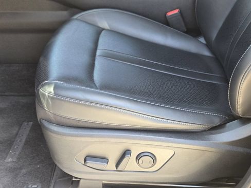 Used 2023 Kia Sorento SX AWD/4WD image 26