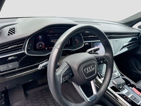 Used 2020 Audi Q7 3.0T Premium Plus AWD/4WD image 9