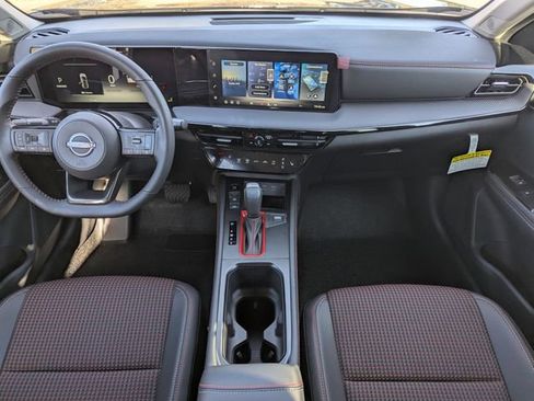 New 2026 Nissan Kicks SR w/ Cold Weather Package image 14