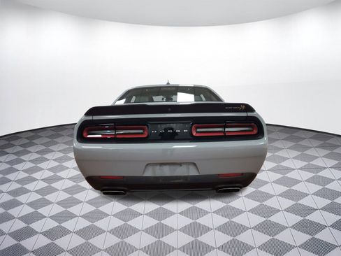 Used 2022 Dodge Challenger R/T Scat Pack w/ Shaker Package image 9
