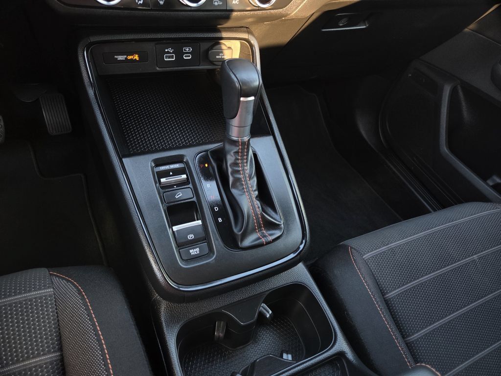 Used 2025 Honda CR-V Sport image 11