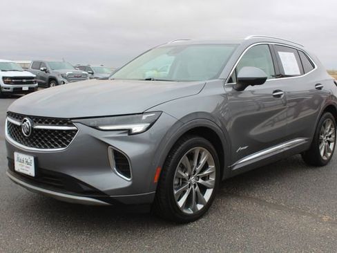 Used 2022 Buick Envision Avenir w/ Technology Package II FWD image 10