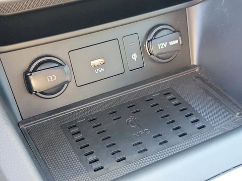 Certified 2022 Hyundai Kona SEL w/ Convenience Package image 27