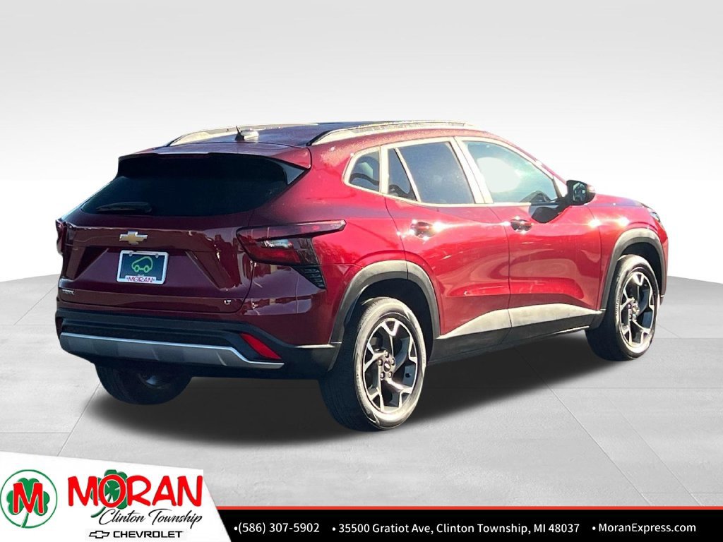 Certified 2024 Chevrolet Trax LT w/ Driver Confidence Package FWD image 5