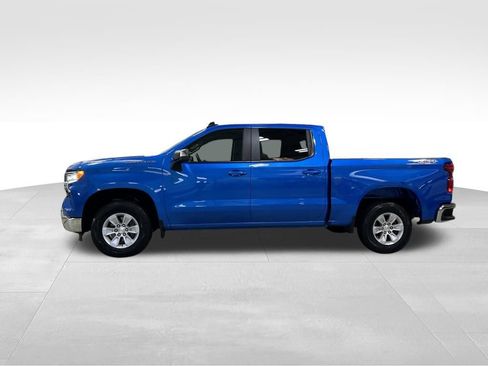 Used 2025 Chevrolet Silverado 1500 LT image 2