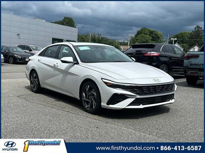 New 2025 Hyundai Elantra Limited